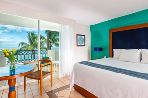 The Deluxe Ocean Front Room at Crown Paradise Golden Resort 